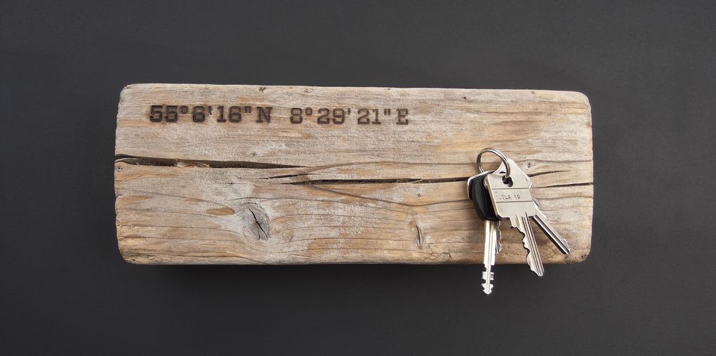 Magnetic Driftwood Board 55° 6' 16" North 8° 29' 21" East made from driftwood found on the beach in Denmark, North Sea. To use as a magnetic board for keys, knives, photos or pictures.