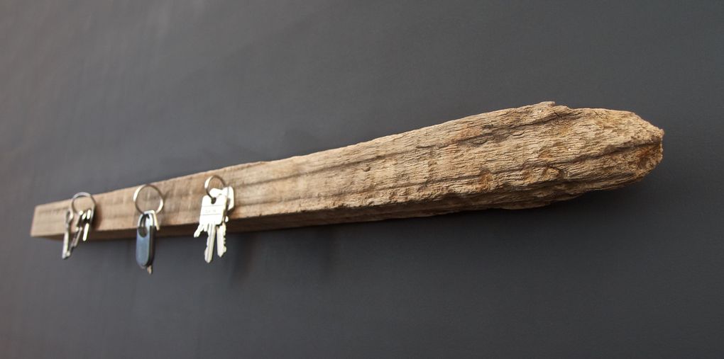 Magnetic Driftwood Board 55° 7' 8" North 8° 28' 17" East made from driftwood found on the beach in Denmark, North Sea. To use as a magnetic board for keys, knives, photos or pictures.
