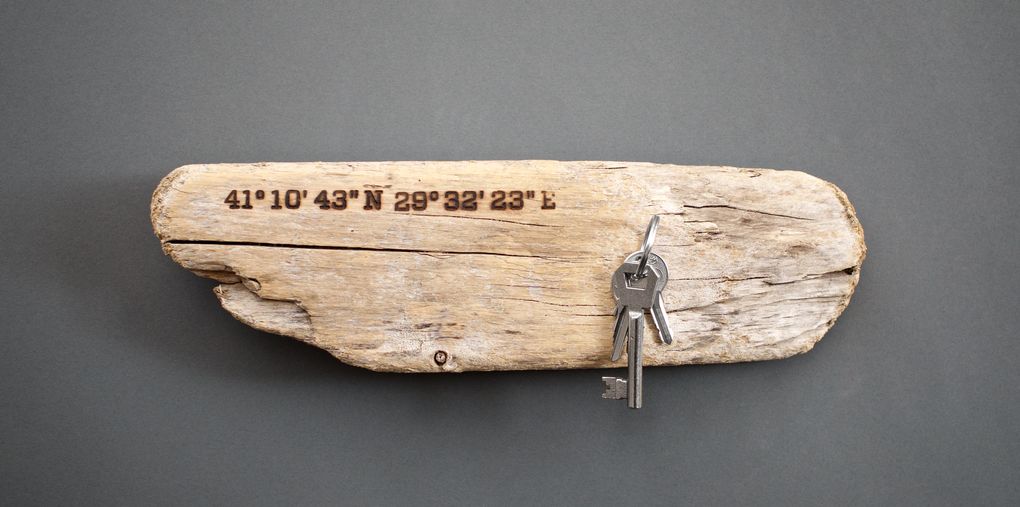Magnetic Driftwood Board 41° 10' 43" North 29° 32' 23" East made from driftwood found on the beach in Turkey, Black Sea. To use as a magnetic board for keys, knives, photos or pictures.