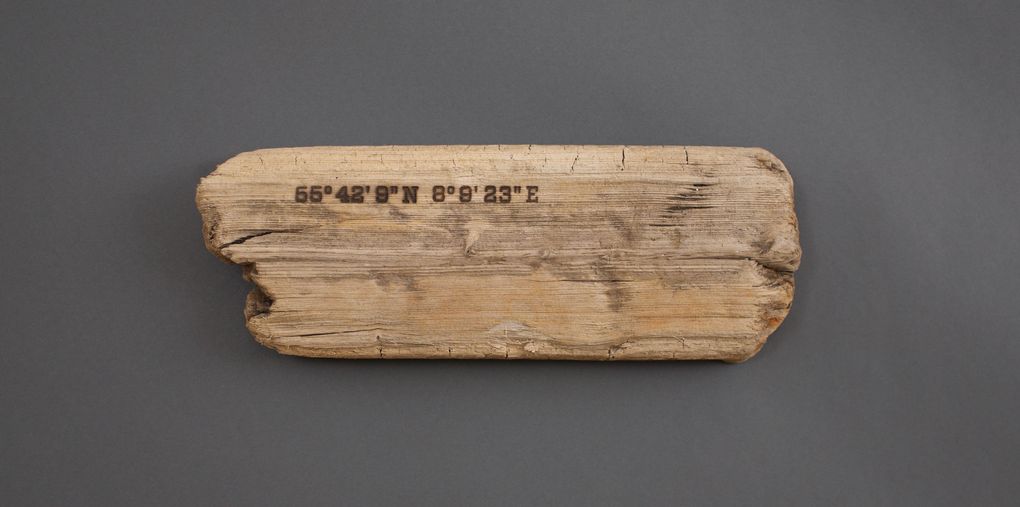 Magnetic Driftwood Board 55° 42' 9" North 8° 9' 23" East made from driftwood found on the beach in Denmark, North Sea. To use as a magnetic board for keys, knives, photos or pictures.